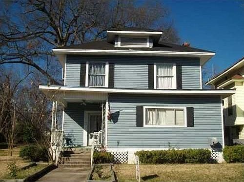 1st image of 1100 College St
