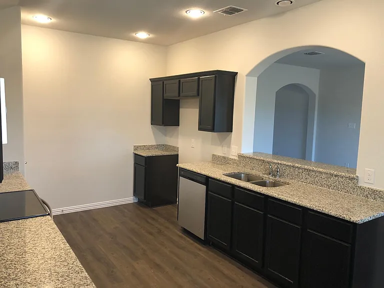 9124 Curacao Dr — Photo 15