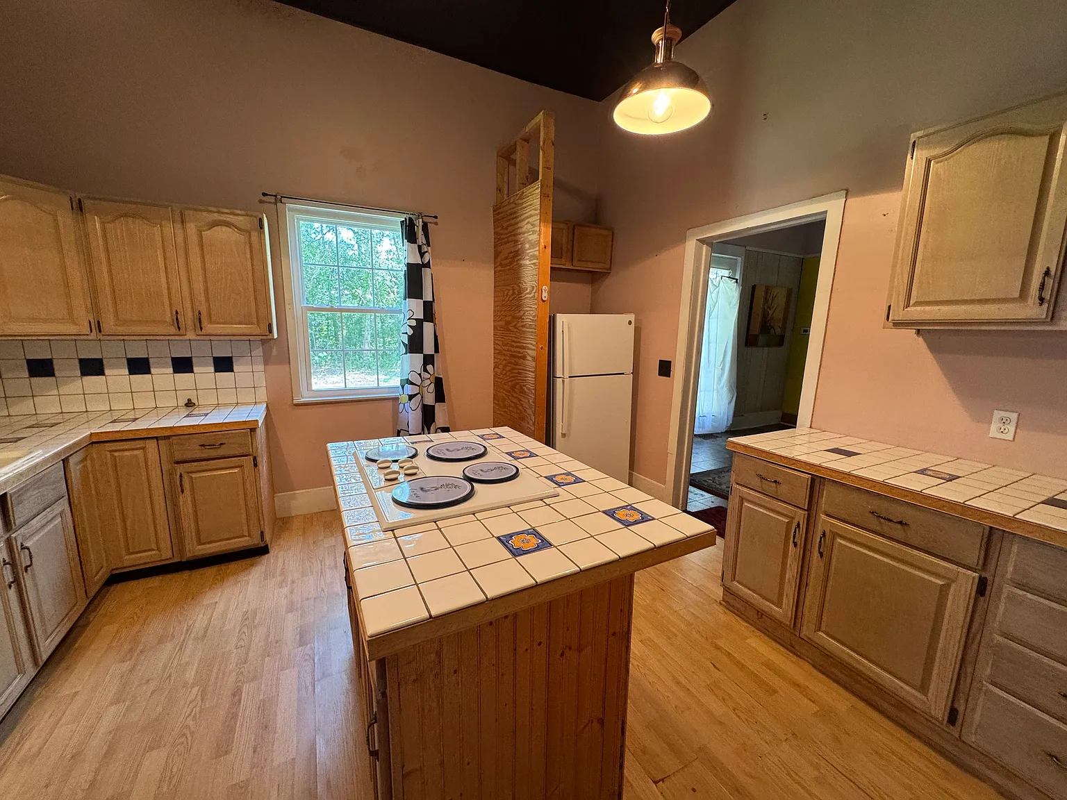 4 bed, 2151 sqft, $1,750 — Photo 4