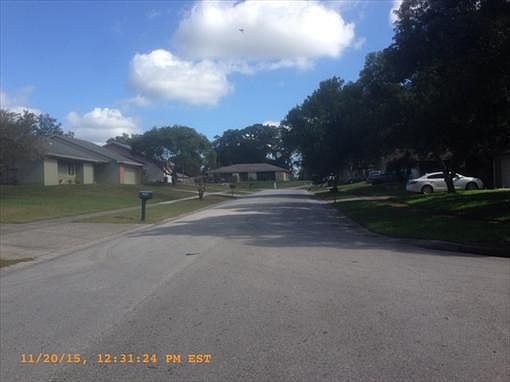2nd image of 3904 Moorings Ln