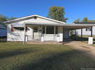 225 Oak St, Farmington, MO 63640
