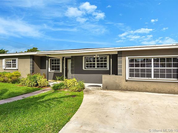 3rd image of 14911 Garden Dr