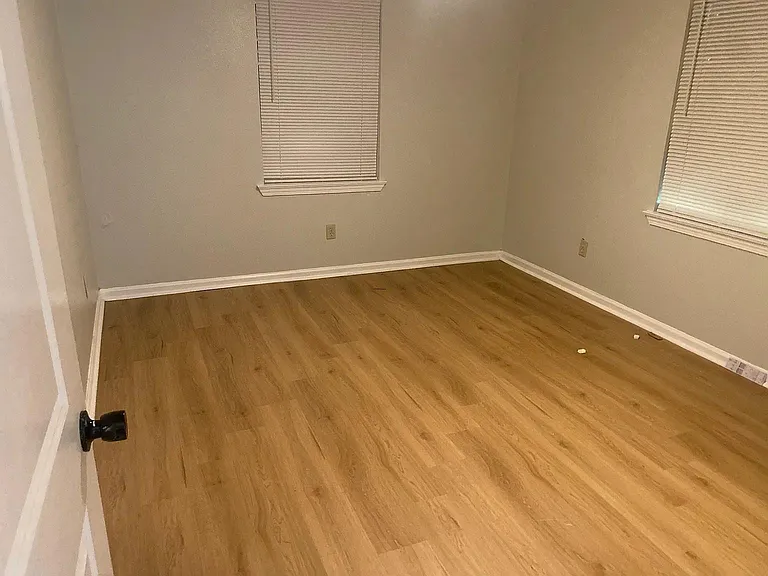 7813 Pruitt Dr — Photo 10