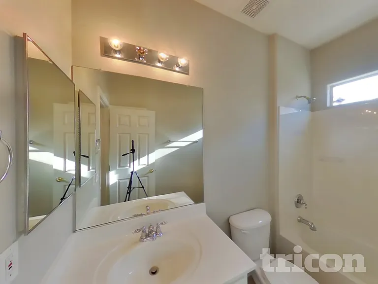 17345 W Watkins St — Photo 14