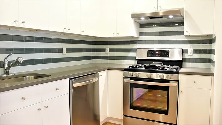 Rented by Compass | media 20