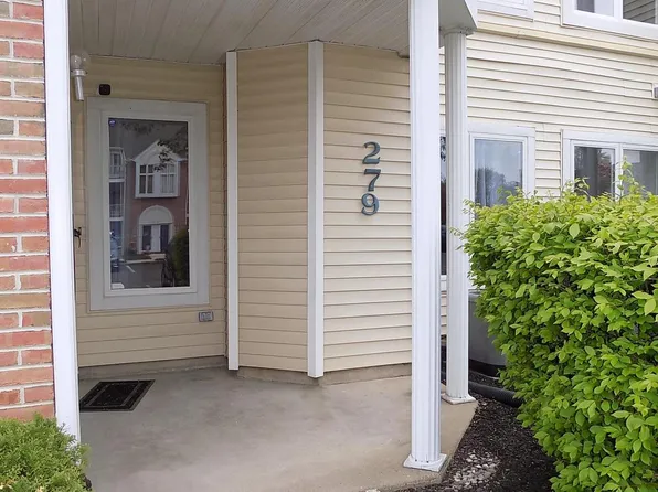 279 Juanita Ct, Levittown, PA 19057