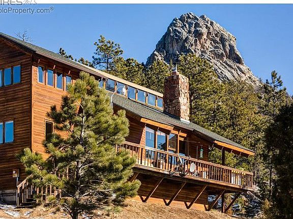 Twin Sisters on 19 Acres