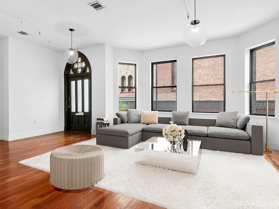 1st image of 180 Bainbridge St APT 113