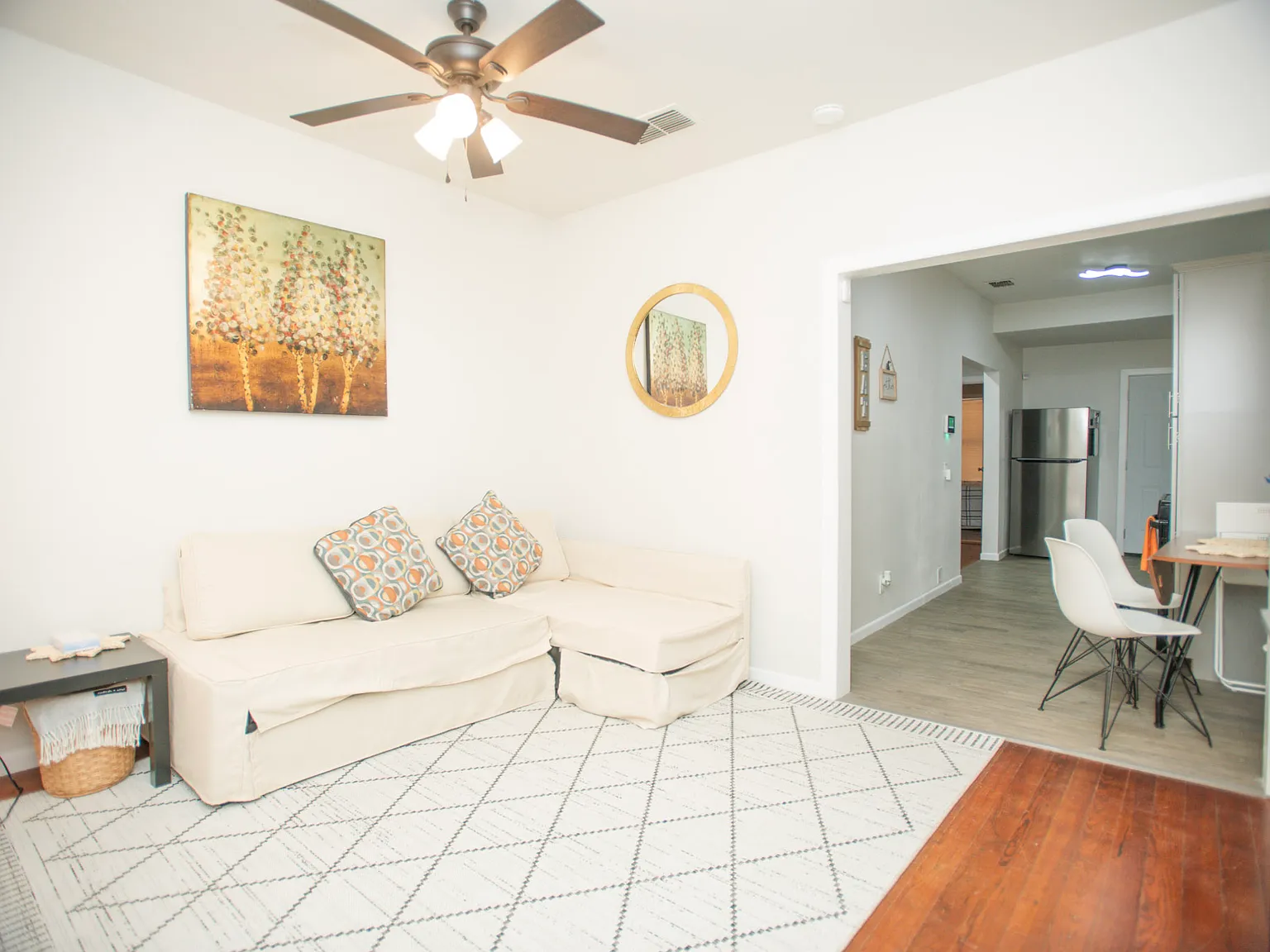 2 bed, 795 sqft, $1,300 — Photo 3