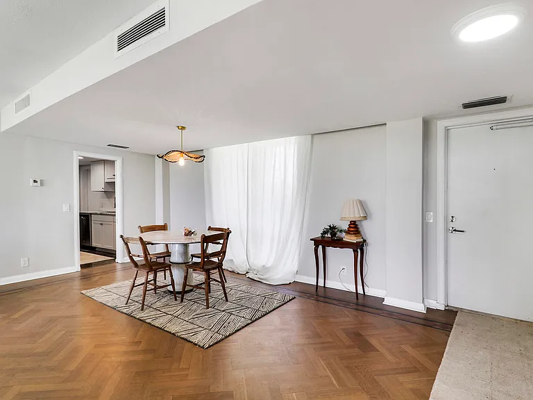 5400 N Ocean Dr — Photo 14