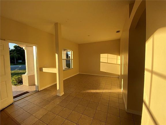 3rd image of 9430 101st Ave