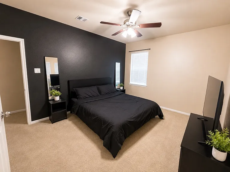 21570 Spear Valley Ln — Photo 18