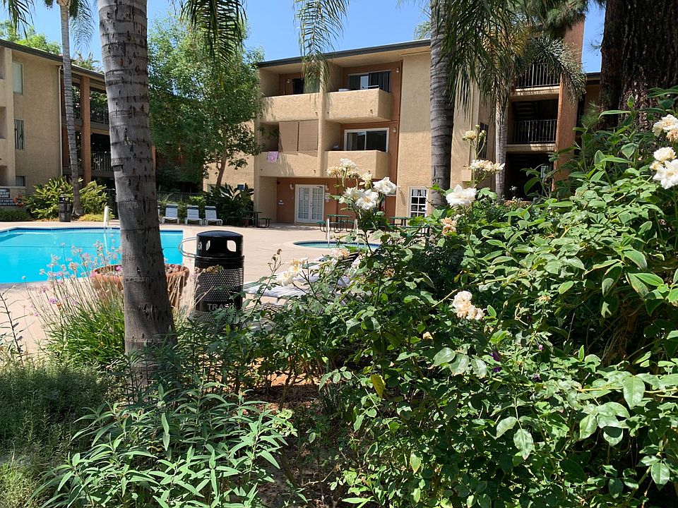 1st image of 15425 Sherman Way APT 102