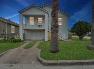 1024 47th St, Galveston, TX 77551