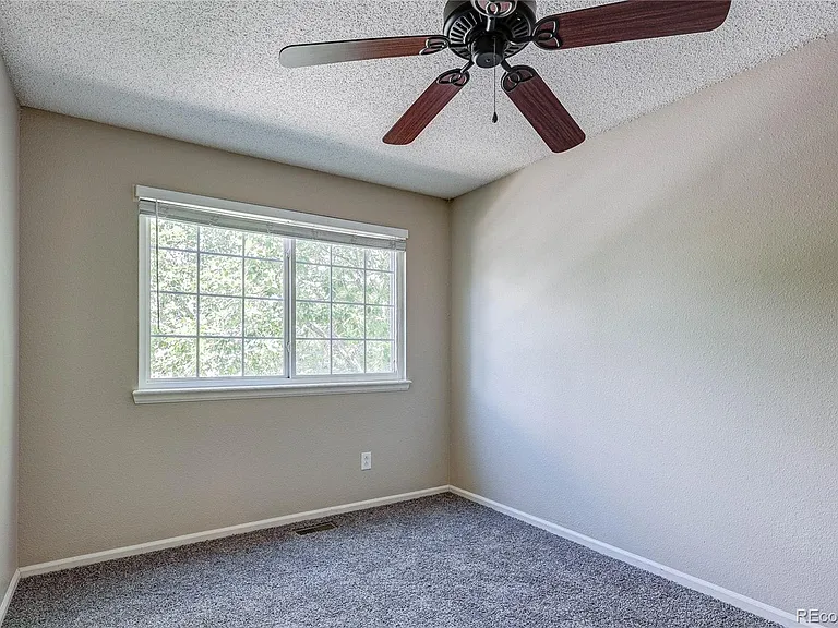 11176 Rodeo Cir — Photo 33