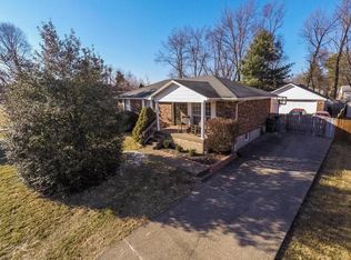 316 Butterfly Ln, Louisville, KY