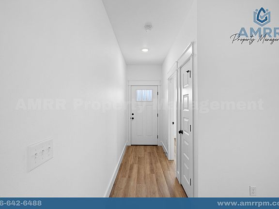 4th image of 1805 Edwards St