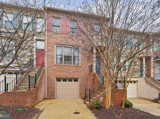 1019 Grand Oak Way, Rockville, MD 20852