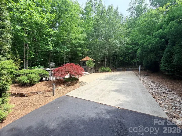 104 Wills Way, Lake Lure, NC 28746
