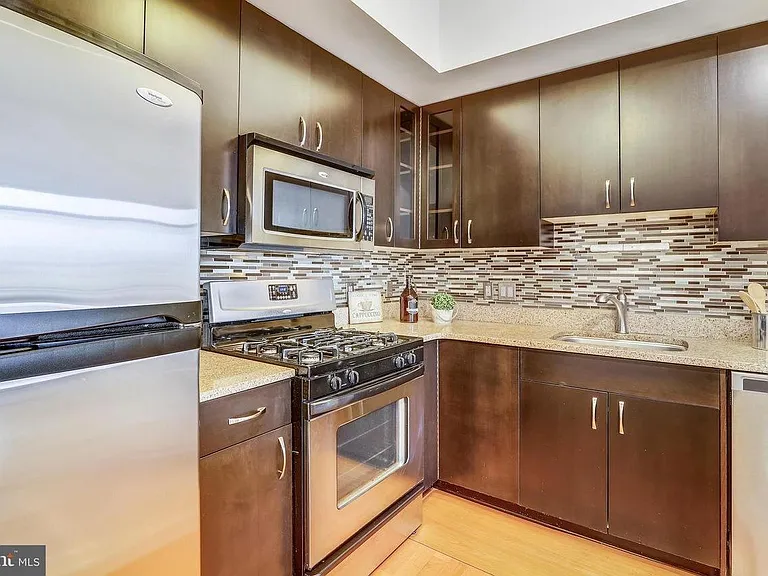 440 L St NW #1106 — Photo 13