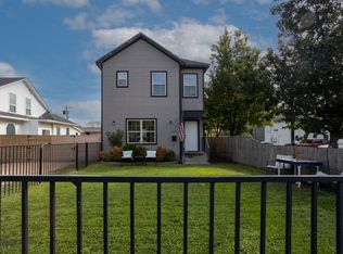 608 N Madison Ave #A, Dallas, TX 75208