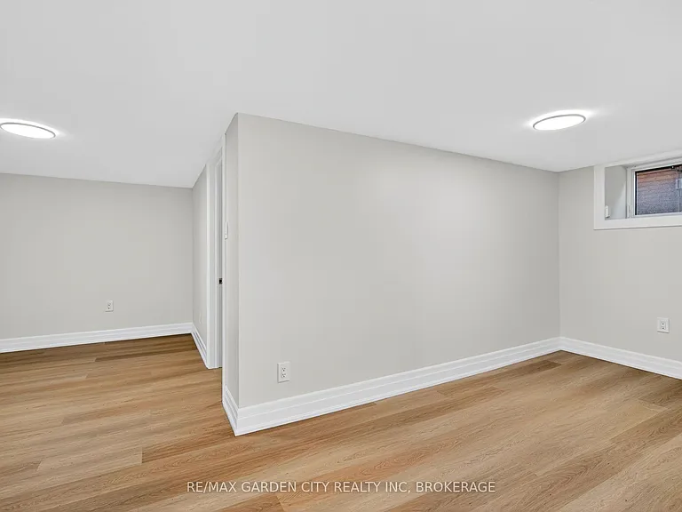 104 Carrick Ave #LOWER — Photo 5