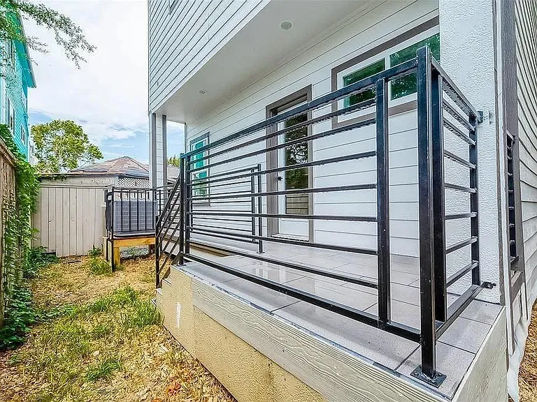 1511 Alamo St — Photo 24