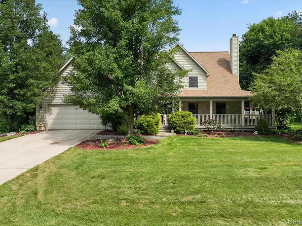 7250 W Hidden Lk, Perry, MI 48872