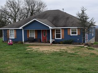 20655 Strickler Rd, West Fork, AR 72774