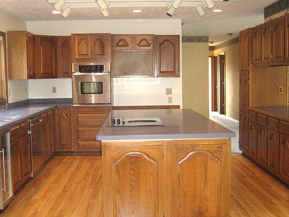 Kitchen w/All New Appliances