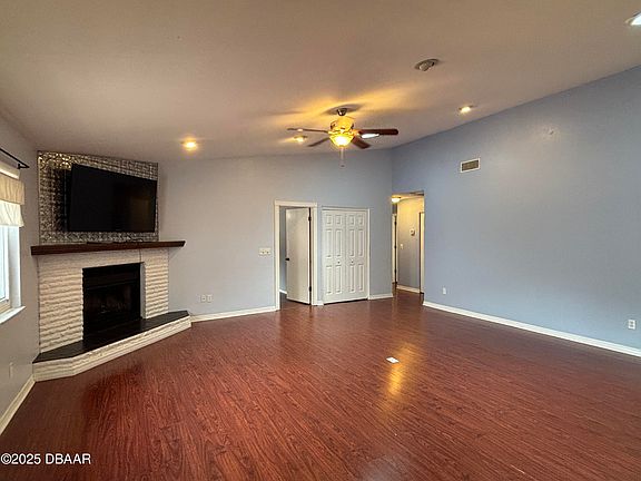 5th image of 1166 Ashland Ct