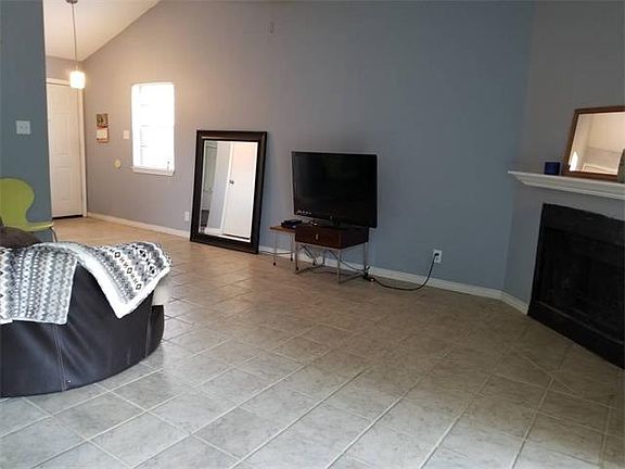 4th image of 1601 Faro Dr APT 601
