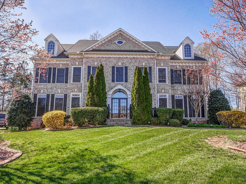 1st image of 26195 Camden Woods Dr