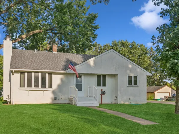 545 4th Ave NW, New Brighton, MN 55112