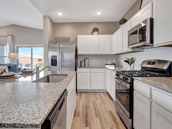 4th image of 40400 W Chambers Drive