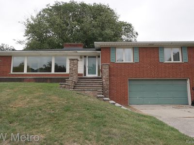 2442 Vinsetta Blvd, Royal Oak, MI, 48073