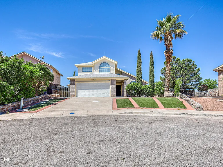 1229 Diamond Cove Pl — Photo 3