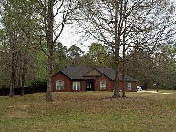 3rd image of 3072 Bentley Dr