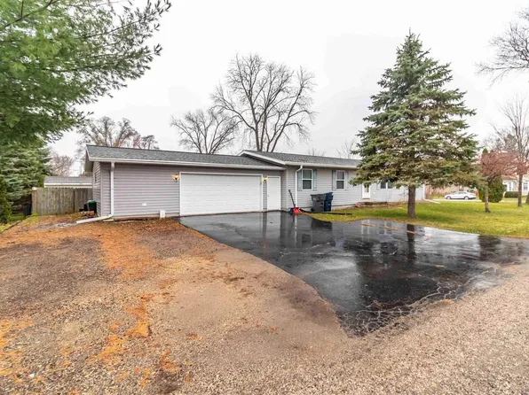 100 East Grant Street, Poynette, WI 53955