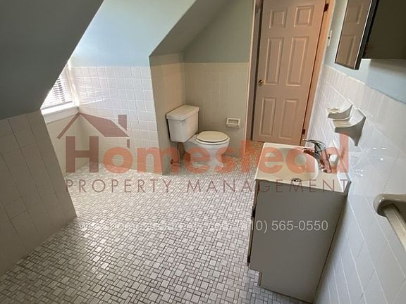 3rd image of 123 E Lancaster Ave #125