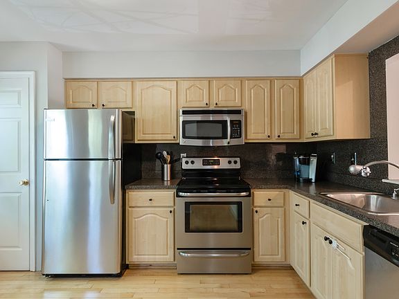 5th image of 18865 McFarlin Dr