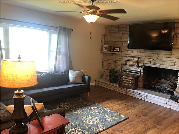 5th image of 1131 Lyndale Dr