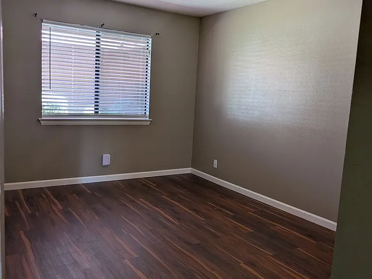 27535 Lakeview Dr #70 — Photo 6