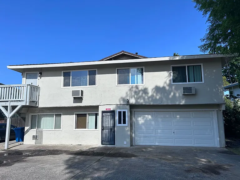 926 Carro Dr — Photo 12