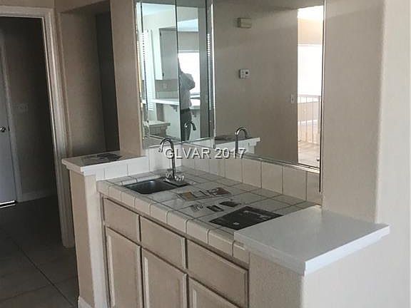 5th image of 8410 Campana Dr