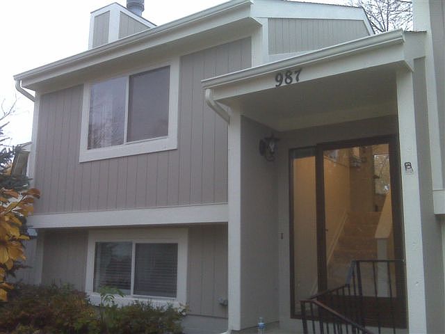 1st image of 987 Timberbank Dr