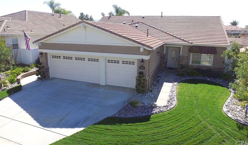 1st image of 30315 Carmenet Cir