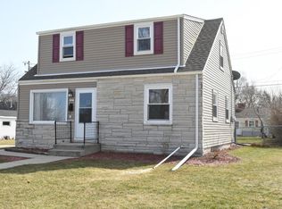6527 W Bennett Ave, Milwaukee, WI 53219