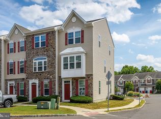 2 Tylers Ct, Somerdale, NJ 08083