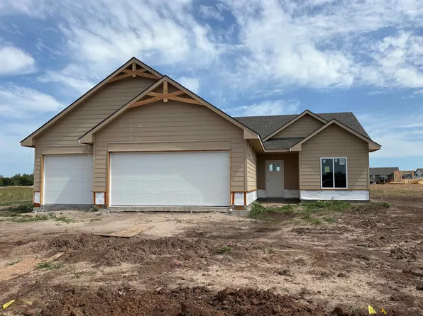 114 E Hickam St, Derby, KS 67037